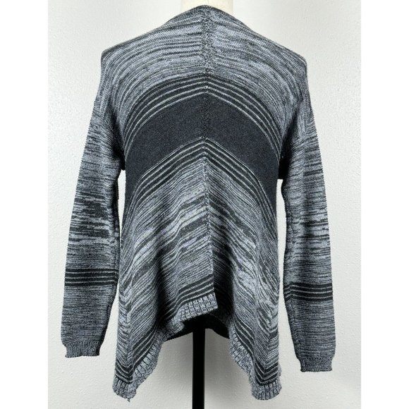Maurices Womens Gray Chevron Stripe Long Sleeve Tunic Sweater Pullover Size L - Picture 2 of 16
